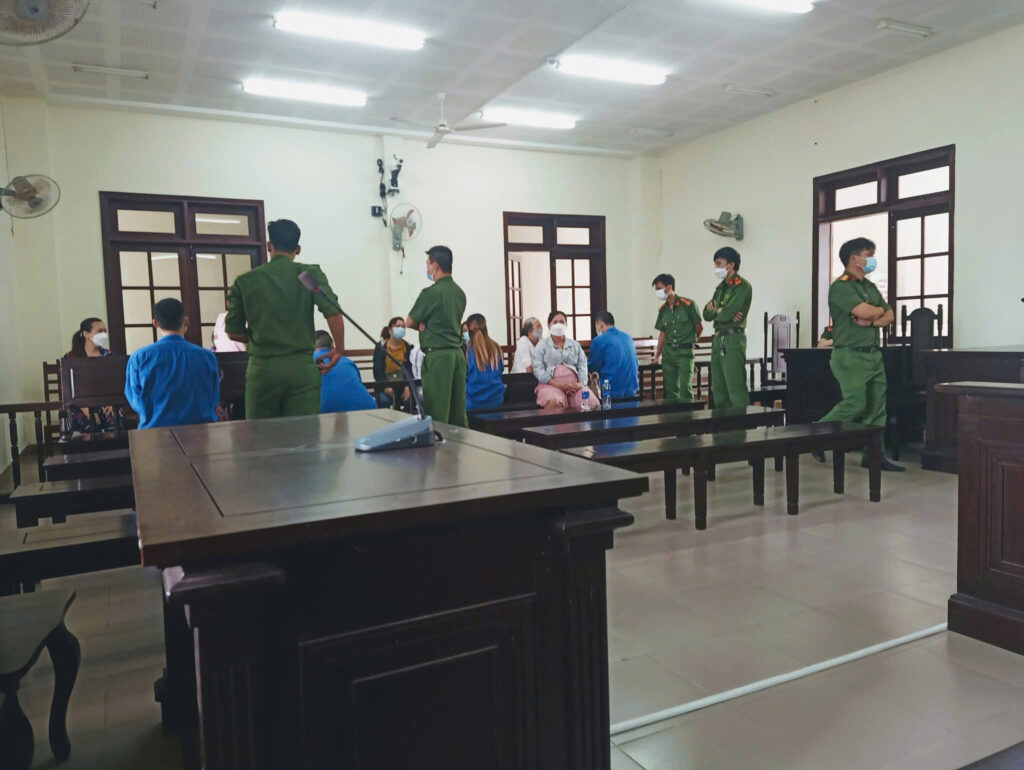 Luật sư bào chữa cho Bị can